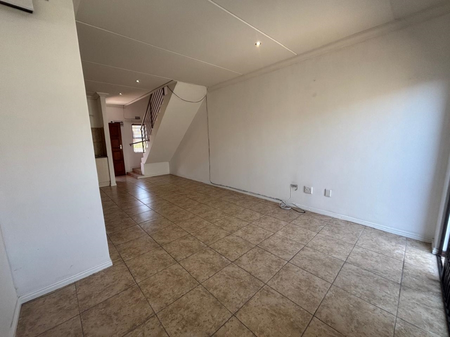 To Let 2 Bedroom Property for Rent in Hagley Western Cape
